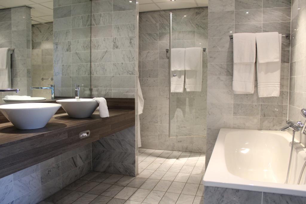 City Hotel Oss Eksteriør bilde