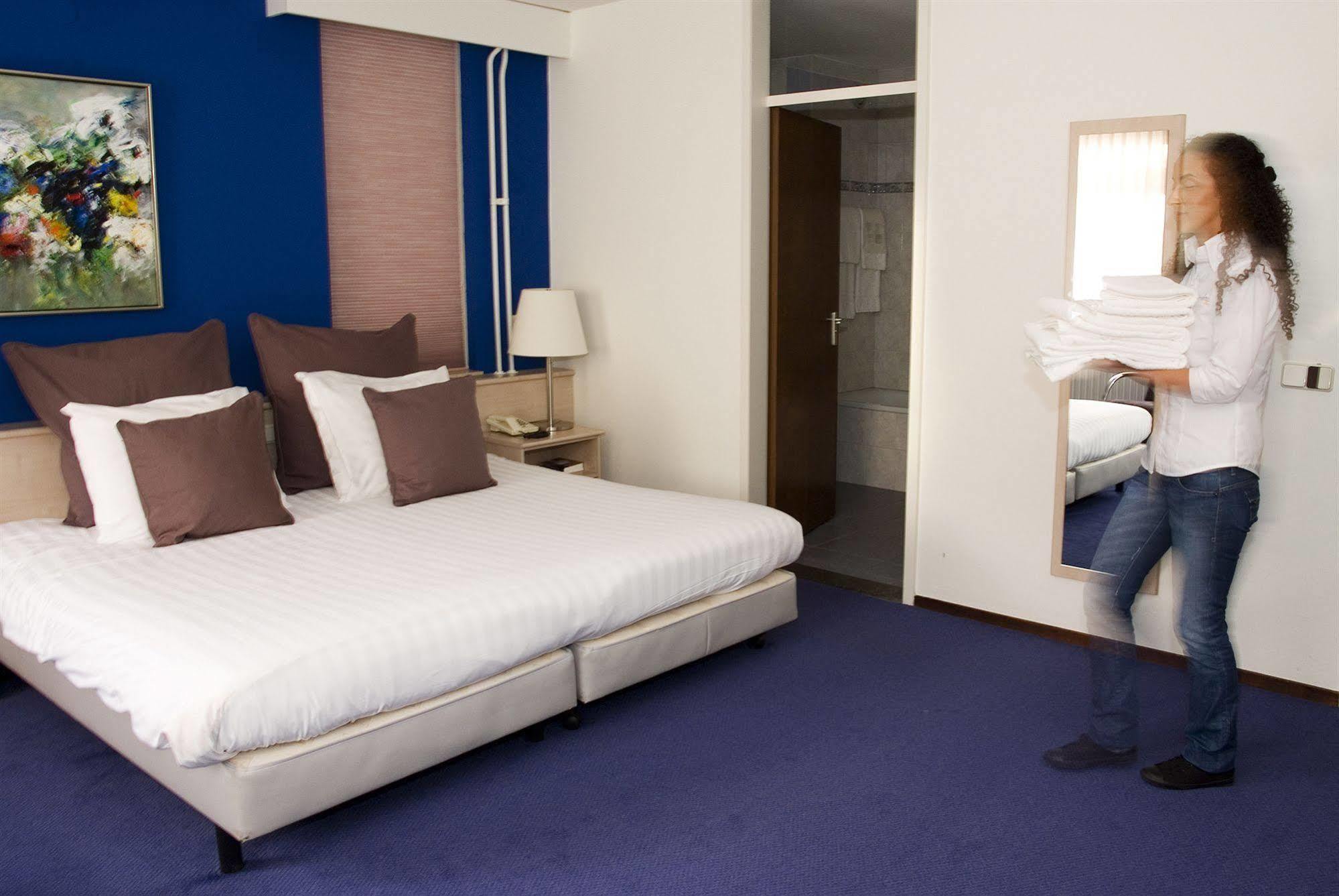 City Hotel Oss Eksteriør bilde