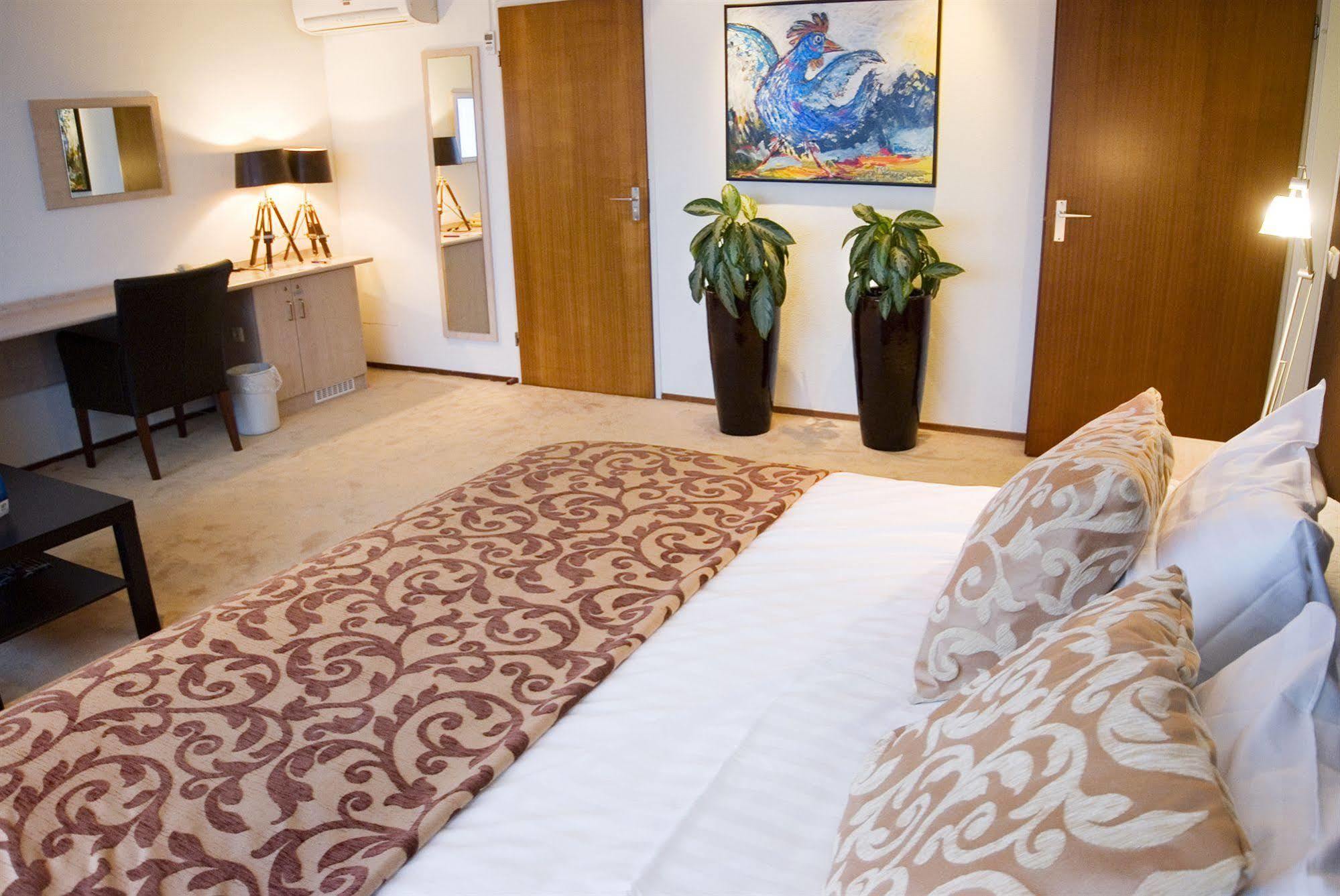 City Hotel Oss Eksteriør bilde